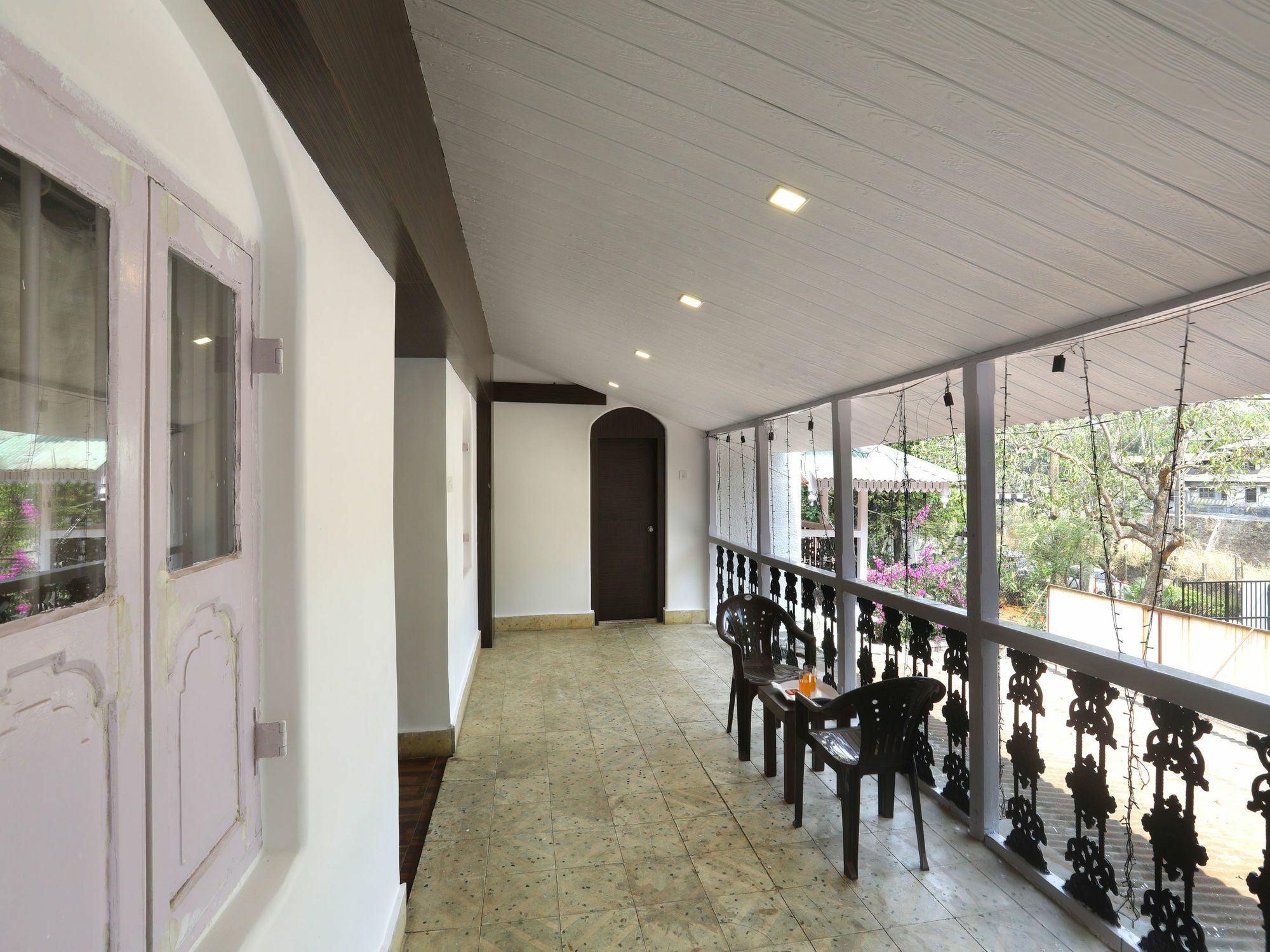 Oyo 11395 Hotel Ritz Heritage Lonavala Exteriör bild